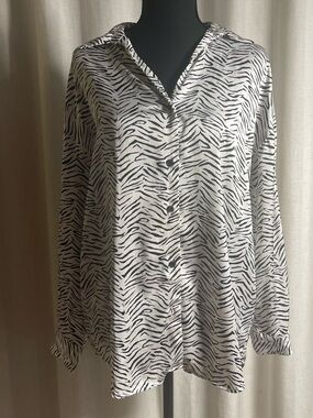 Zara Silky Zebra-Print Button Front Women's Top - Black & White